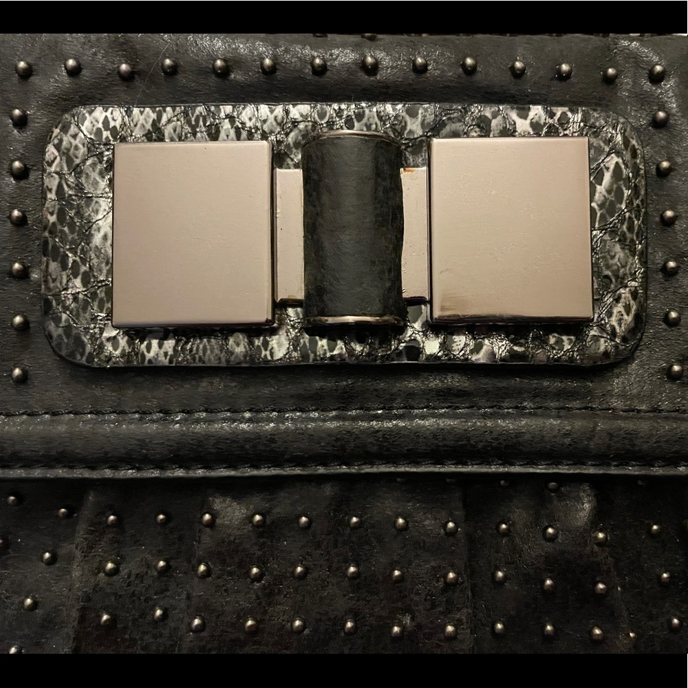 Vintage Guess by Marciano Chain Studded Crossbody - Picture 2 of 7